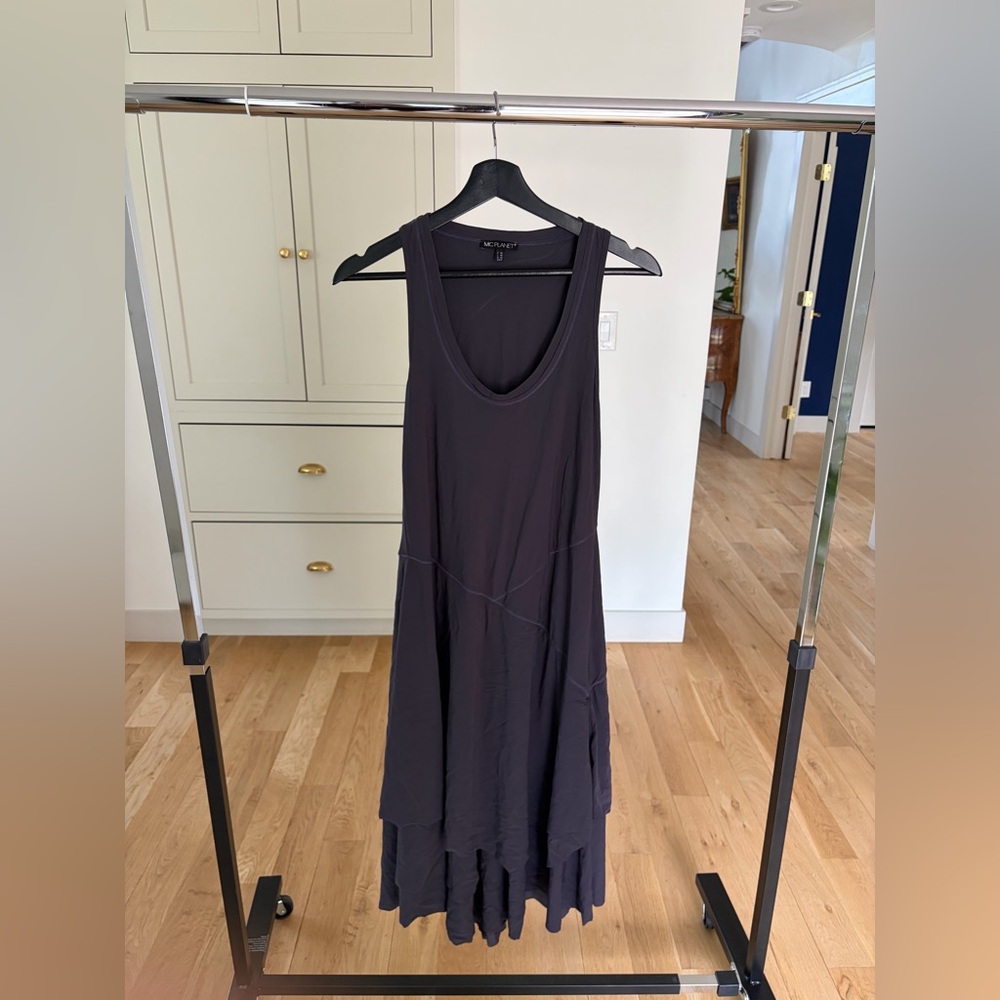 MC Planet Black Sleeveless Maxi Dress with Subtle Panel Seams